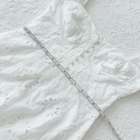 NWOT Lulus Darling Status White Eyelet Puff Sleeve Bustier Midi Dress Small - Picture 8 of 8